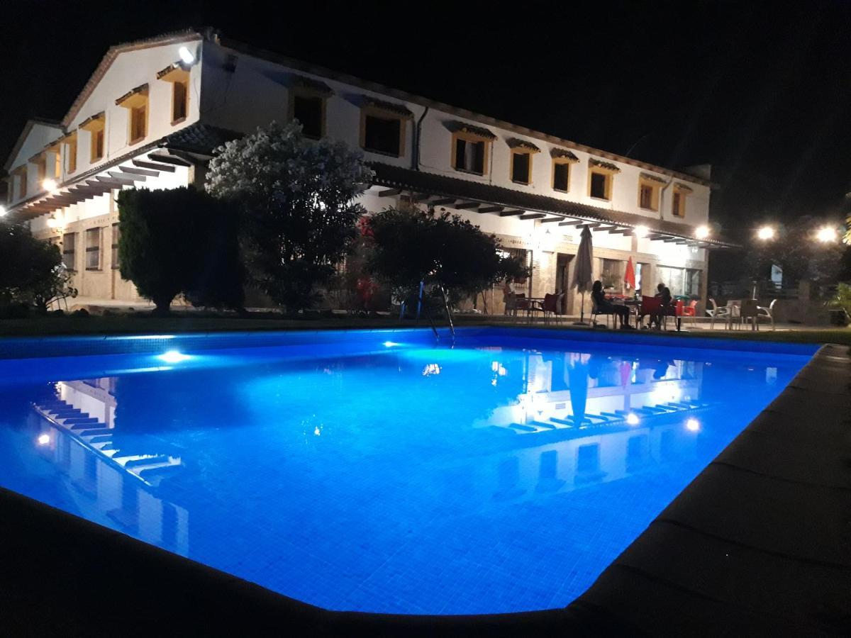 Hotel Restaurante Las Buitreras El Colmenar Екстер'єр фото