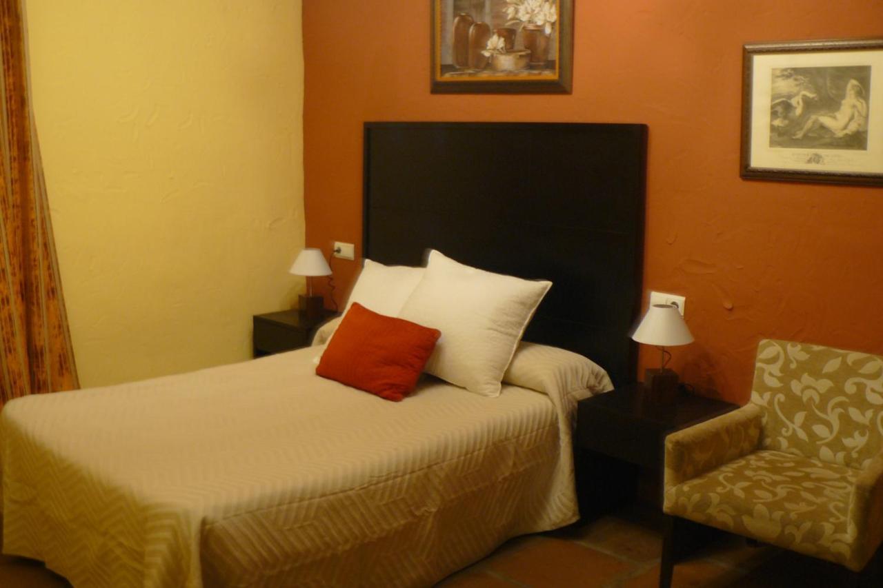 Hotel Restaurante Las Buitreras El Colmenar Екстер'єр фото