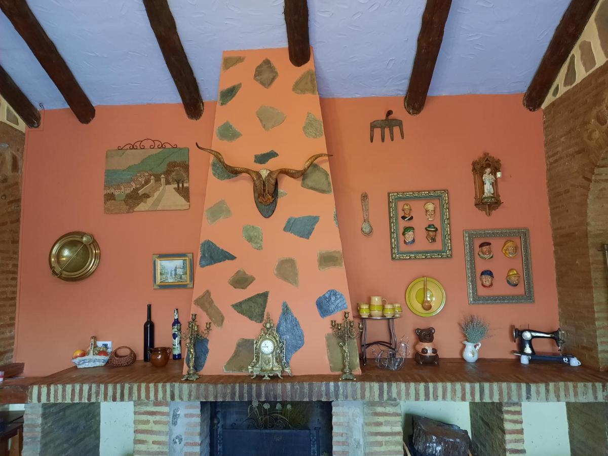 Hotel Restaurante Las Buitreras El Colmenar Екстер'єр фото