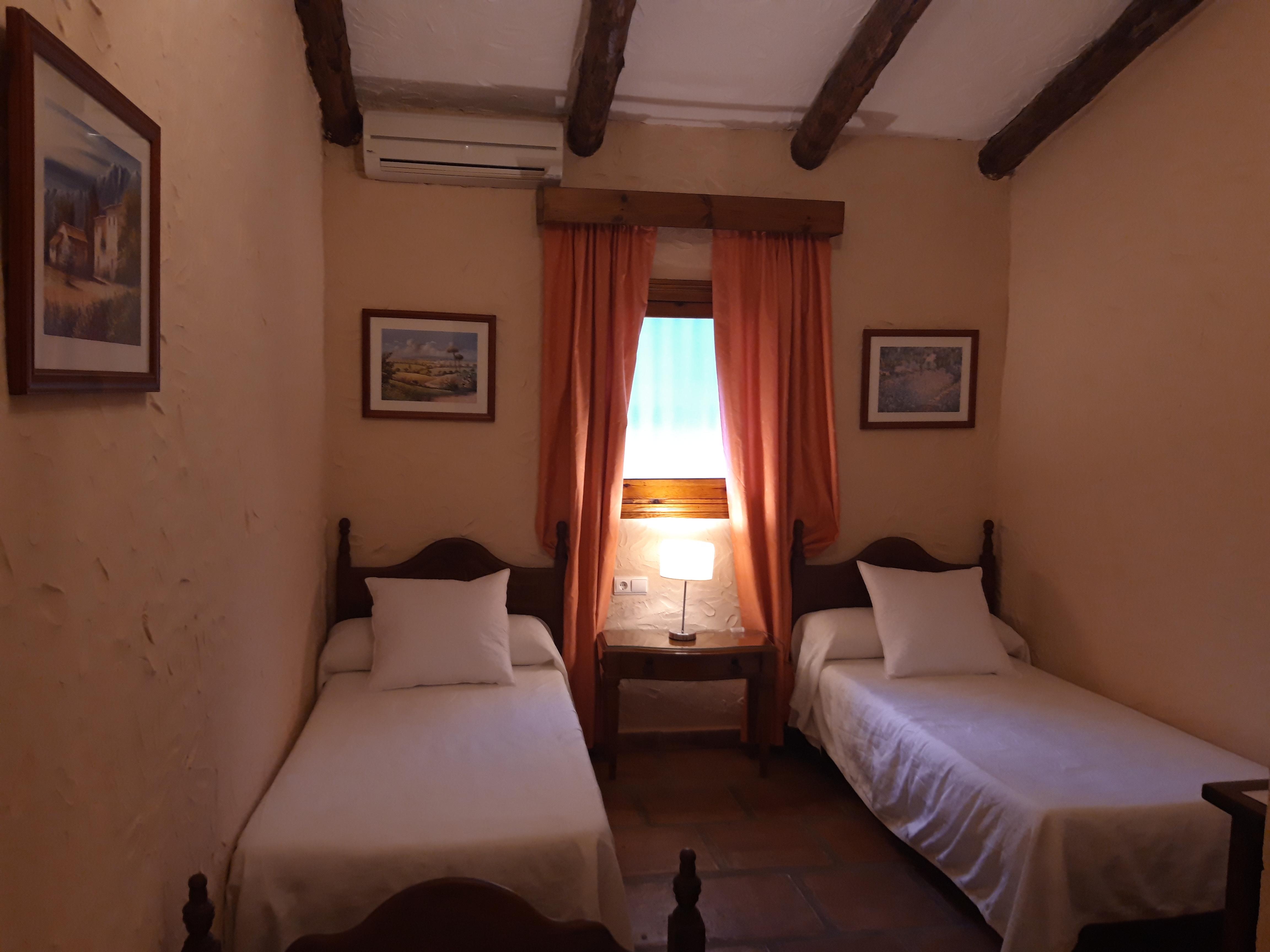 Hotel Restaurante Las Buitreras El Colmenar Екстер'єр фото