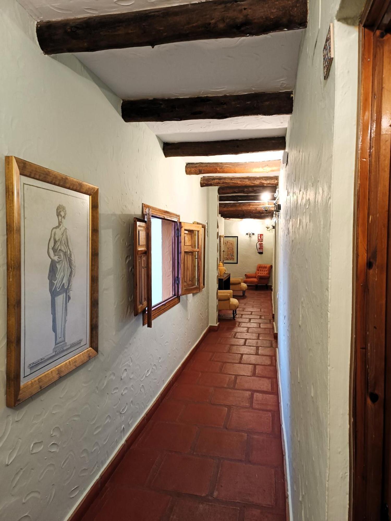 Hotel Restaurante Las Buitreras El Colmenar Екстер'єр фото
