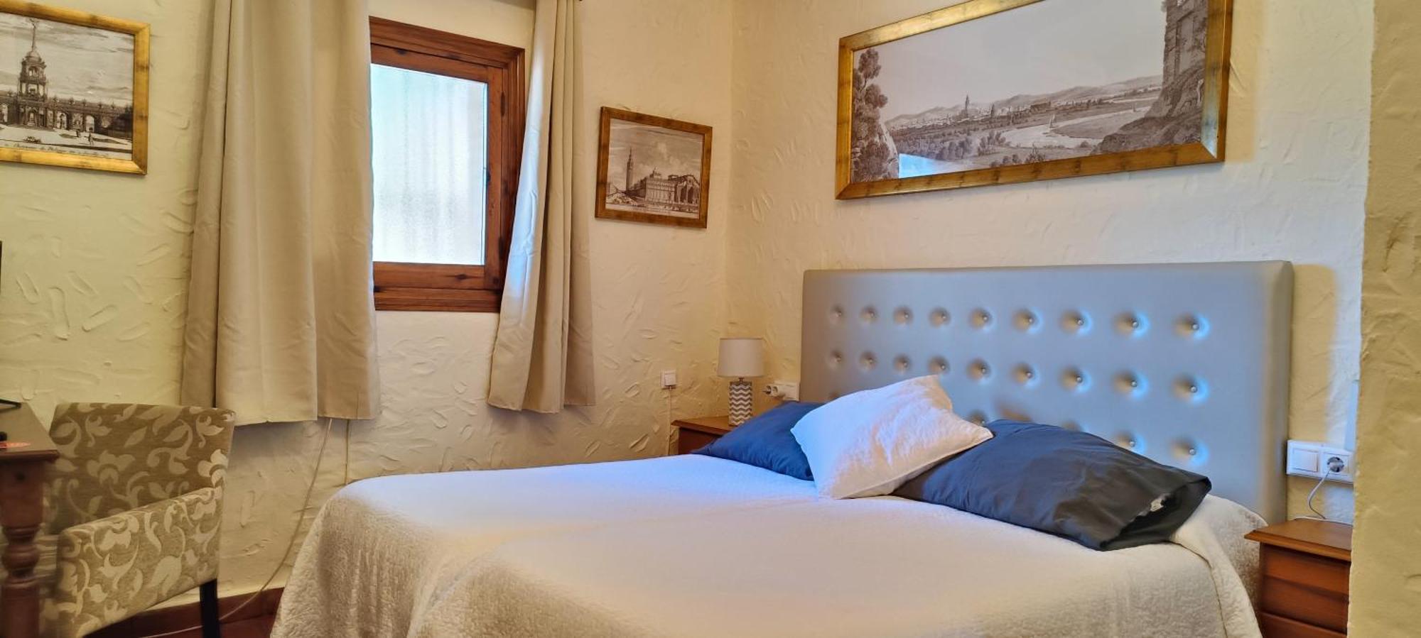 Hotel Restaurante Las Buitreras El Colmenar Екстер'єр фото