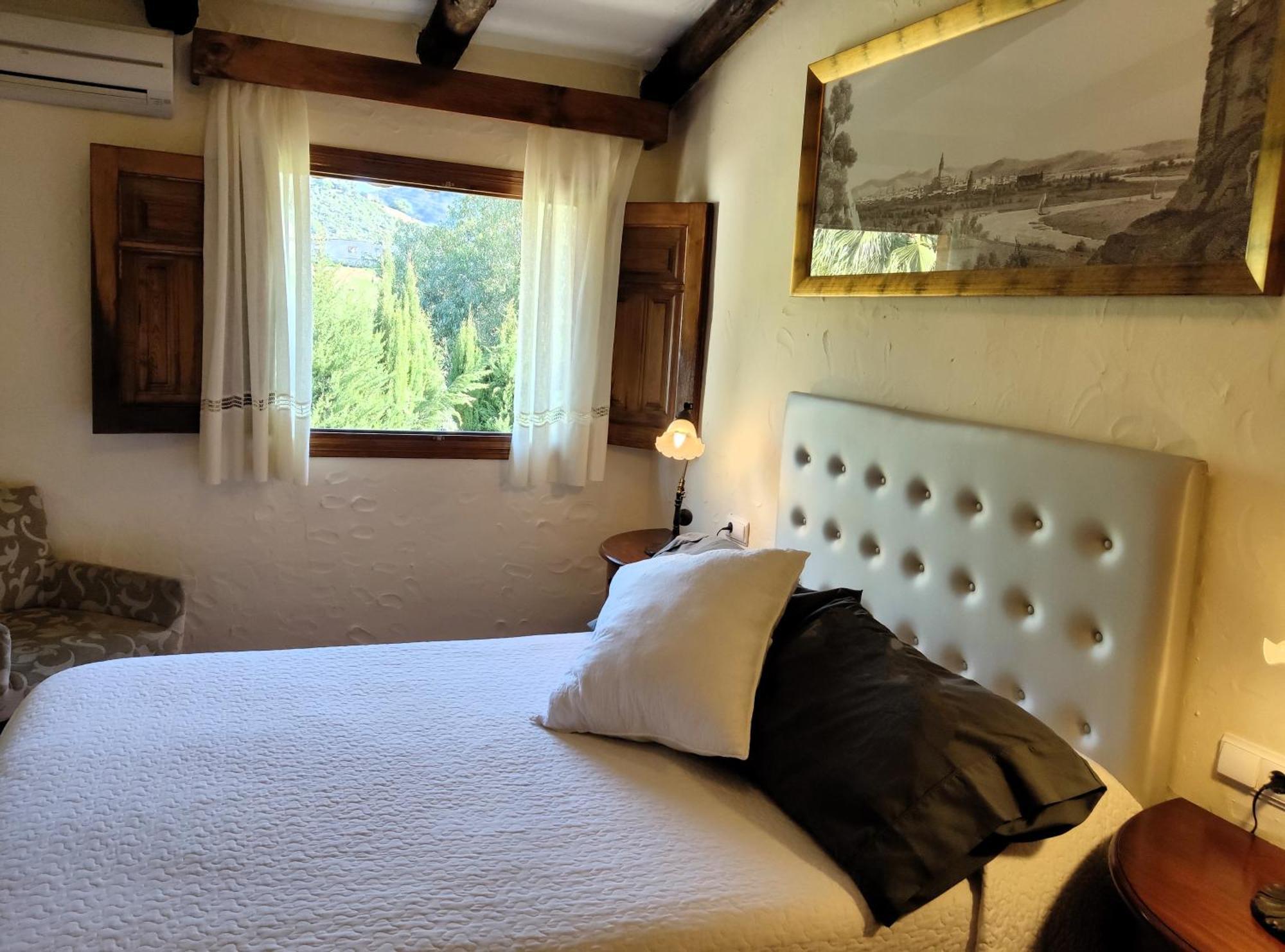 Hotel Restaurante Las Buitreras El Colmenar Екстер'єр фото